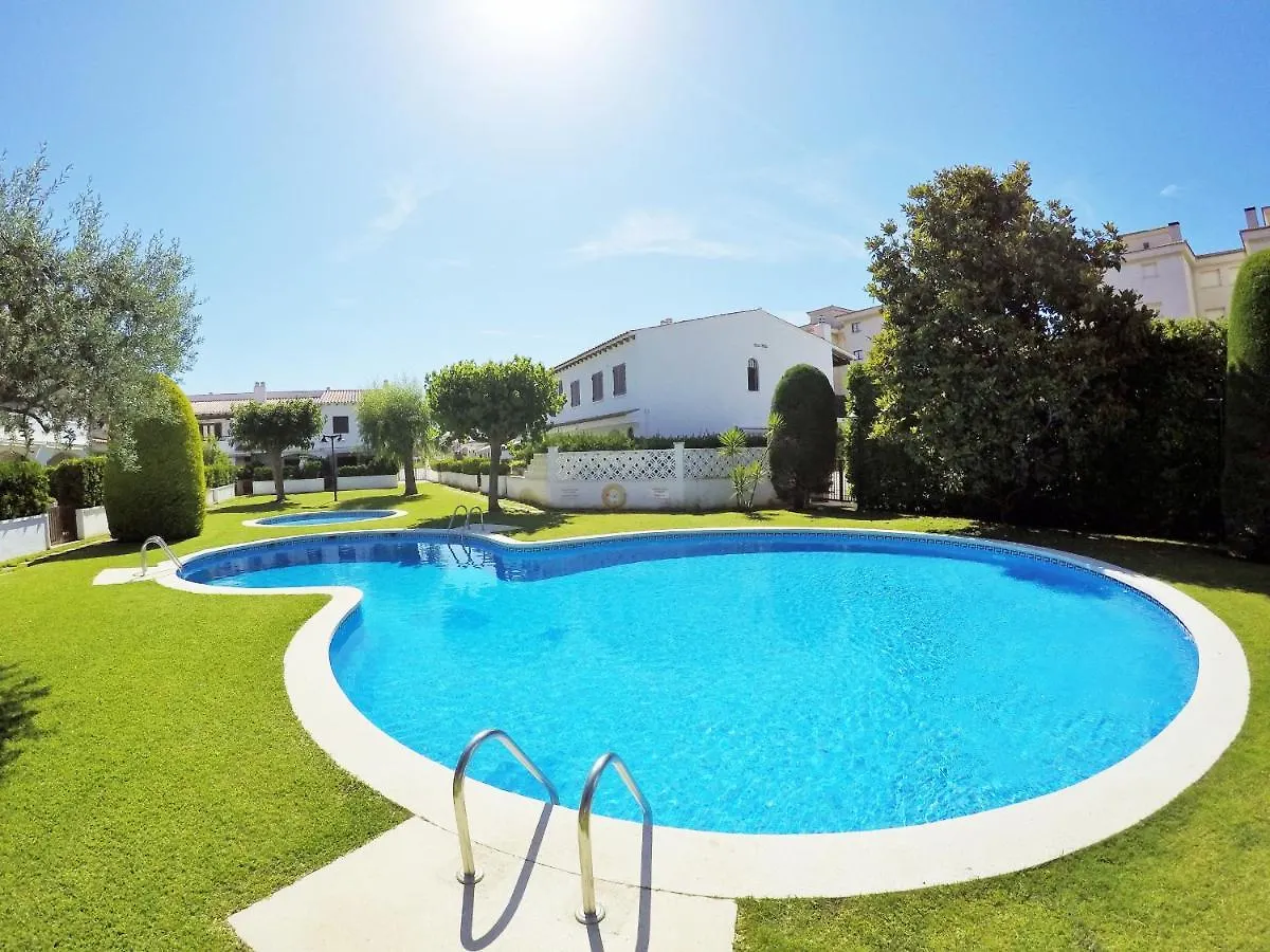 Casa Adosada 50M De La Playa Calafell . Wifi Gratis Holiday home